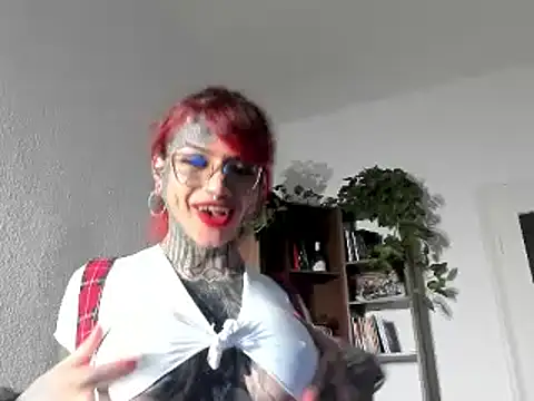 Snapshot of tamarapervert chatting on 10, 1, 2025 tamarapervert online show from 10, 1, 2025