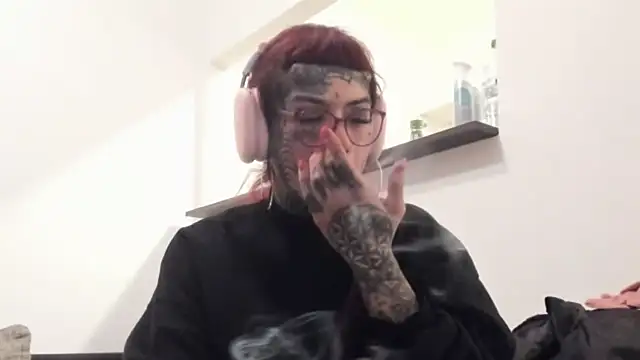 Snapshot of tamarapervert chatting on 19, 11, 2025 tamarapervert online show from 19, 11, 2025