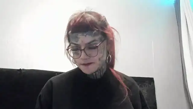 Snapshot of tamarapervert chatting on 4, 12, 2025 tamarapervert online show from 4, 12, 2025