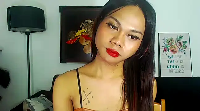 Snapshot of ELLIZABETHFORCUMXX chatting on 2, 3, 2025 ELLIZABETHFORCUMXX online show from 2, 3, 2025