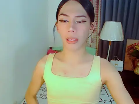 Snapshot of ELLIZABETHFORCUMXX chatting on 11, 9, 2025 ELLIZABETHFORCUMXX online show from 11, 9, 2025