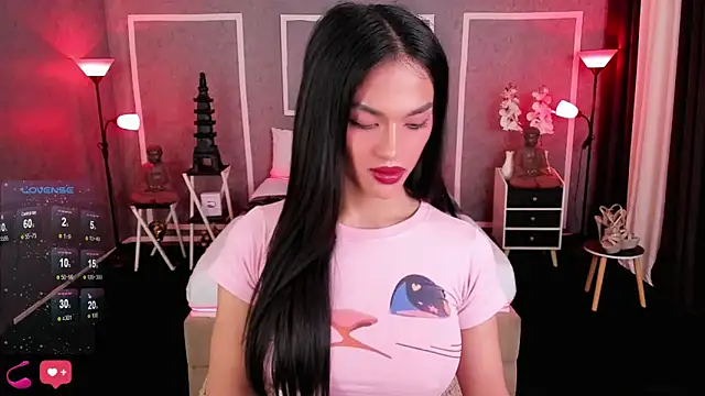 Snapshot of MsHannaSaint chatting on 1, 2, 2025 MsHannaSaint online show from 1, 2, 2025