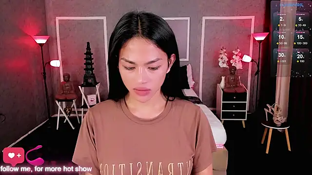 Snapshot of MsHannaSaint chatting on 4, 2, 2025 MsHannaSaint online show from 4, 2, 2025