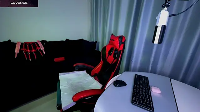 DivineBite online show from 19, 2, 2025