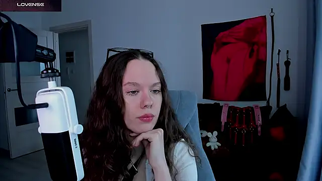 DivineBite online show from 16, 5, 2026