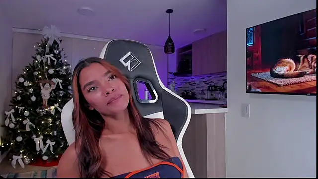 liagirl cute online show from 13, 1, 2026