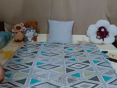 Snapshot of Petite_Jeramae99xx chatting on 5, 10, 2025 Petite Jeramae99xx online show from 5, 10, 2025