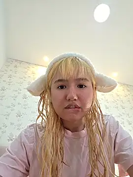 Snapshot of Pinkie_Princes chatting on 13, 12, 2025 Pinkie Princes online show from 13, 12, 2025