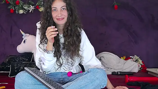 Snapshot of Jayllene chatting on 4, 11, 2025 Jayllene online show from 4, 11, 2025