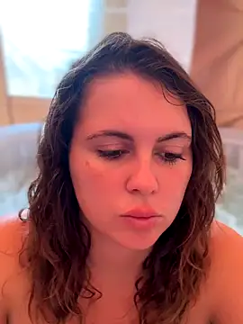 Snapshot of Samantha_official chatting on 8, 10, 2025 Samantha official online show from 8, 10, 2025