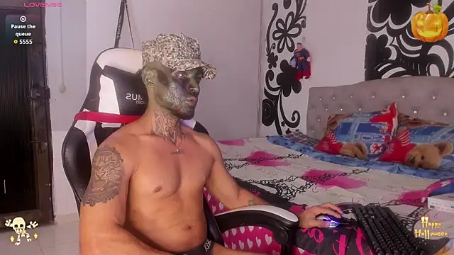 Snapshot of yomo95 chatting on 31, 10, 2025 yomo95 online show from 31, 10, 2025