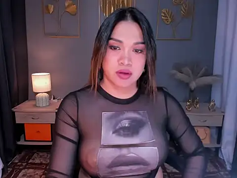 Snapshot of MaxeneCullens chatting on 11, 1, 2025 MaxeneCullens online show from 11, 1, 2025