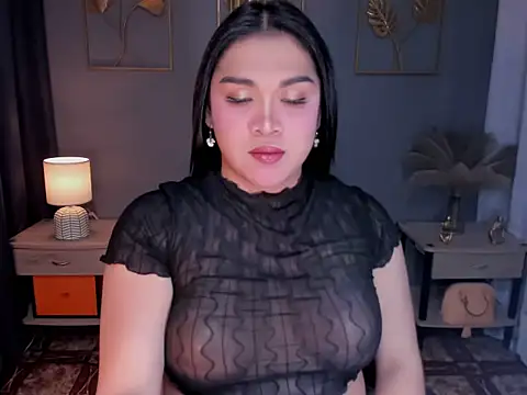 Snapshot of MaxeneCullens chatting on 11, 9, 2025 MaxeneCullens online show from 11, 9, 2025