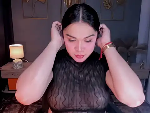 Snapshot of MaxeneCullens chatting on 31, 10, 2025 MaxeneCullens online show from 31, 10, 2025