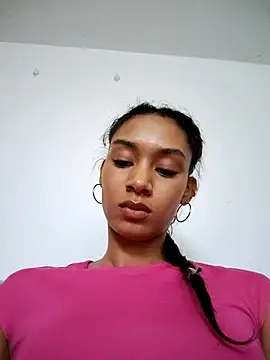 Leaberry online show from 12, 10, 2025