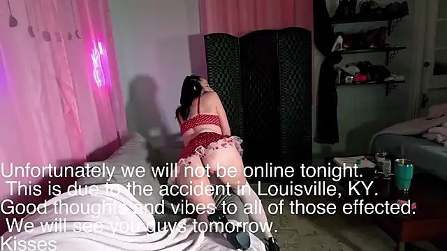 Snapshot of RhiCon chatting on 5, 11, 2025 RhiCon online show from 5, 11, 2025