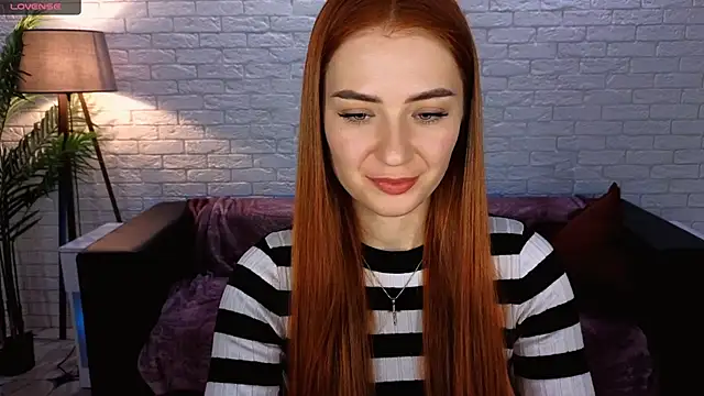 Snapshot of Adelyna_Bird chatting on 9, 1, 2025 Adelyna Bird online show from 9, 1, 2025