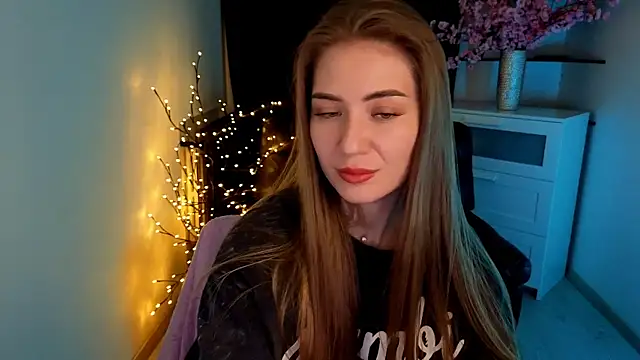 Adelyna Bird online show from 16, 4, 2026