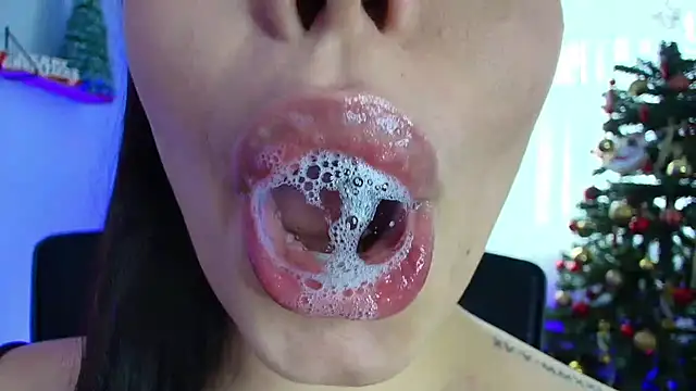 Snapshot of lisbet21x chatting on 6, 12, 2024 lisbet21x online show from 6, 12, 2024