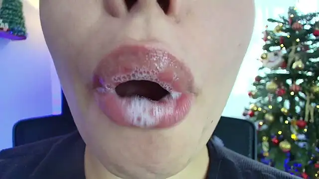 Snapshot of lisbet21x chatting on 19, 12, 2024 lisbet21x online show from 19, 12, 2024