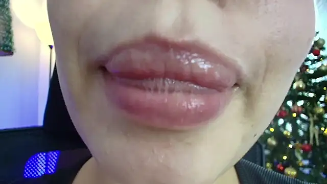 Snapshot of lisbet21x chatting on 20, 12, 2024 lisbet21x online show from 20, 12, 2024