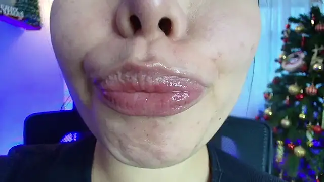 Snapshot of lisbet21x chatting on 28, 12, 2024 lisbet21x online show from 28, 12, 2024