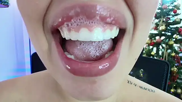 Snapshot of lisbet21x chatting on 31, 12, 2024 lisbet21x online show from 31, 12, 2024