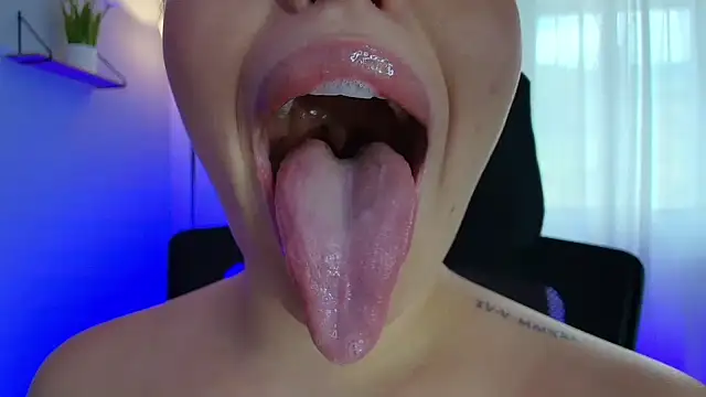 Snapshot of lisbet21x chatting on 28, 1, 2025 lisbet21x online show from 28, 1, 2025