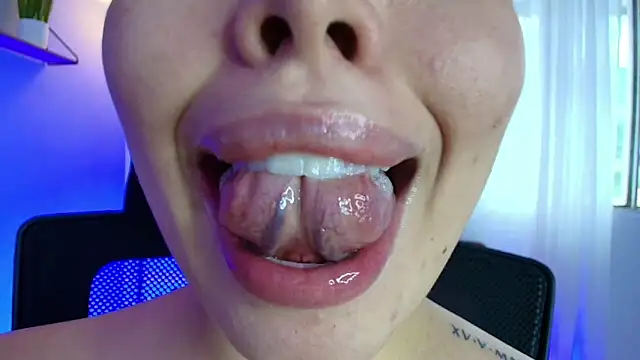 Snapshot of lisbet21x chatting on 30, 1, 2025 lisbet21x online show from 30, 1, 2025