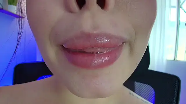 Snapshot of lisbet21x chatting on 10, 2, 2025 lisbet21x online show from 10, 2, 2025