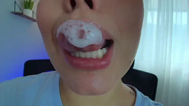 Snapshot of lisbet21x chatting on 21, 2, 2025 lisbet21x online show from 21, 2, 2025