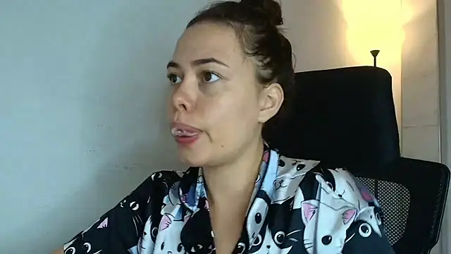 Snapshot of lisbet21x chatting on 24, 9, 2025 lisbet21x online show from 24, 9, 2025