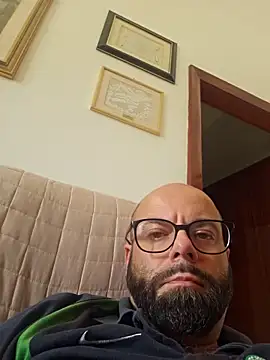 Snapshot of Dolceporco19 chatting on 19, 10, 2025 Dolceporco19 online show from 19, 10, 2025