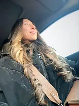 Snapshot of EvaCatt chatting on 15, 12, 2024 EvaCatt online show from 15, 12, 2024