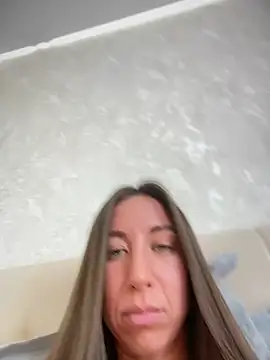 Snapshot of EvaCatt chatting on 24, 2, 2025 EvaCatt online show from 24, 2, 2025