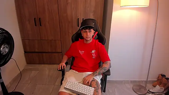 Snapshot of Jake_simons chatting on 2, 2, 2026 Jake simons online show from 2, 2, 2026