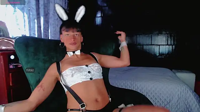 Snapshot of Summer_XO chatting on 2, 12, 2025 Summer XO online show from 2, 12, 2025