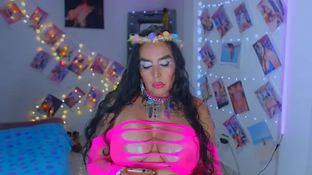 Snapshot of sweet_vanessa_22 chatting on 28, 2, 2025 sweet vanessa 22 online show from 28, 2, 2025