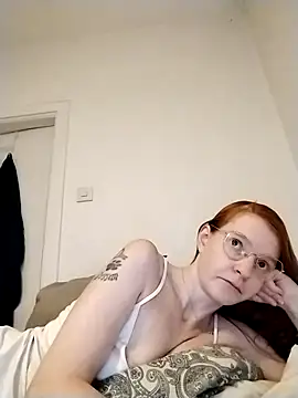 Snapshot of jannis1992 chatting on 5, 11, 2025 jannis1992 online show from 5, 11, 2025