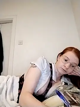 Snapshot of jannis1992 chatting on 14, 11, 2025 jannis1992 online show from 14, 11, 2025