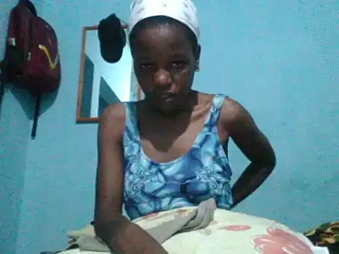 Snapshot of sweetchic_ chatting on 18, 3, 2025 sweetchic online show from 18, 3, 2025