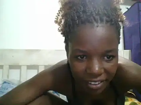 Snapshot of sweetchic_ chatting on 19, 10, 2025 sweetchic online show from 19, 10, 2025