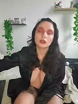 Moxxxie online show from 9, 3, 2025