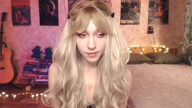 Friendly Ellie online show from 10, 1, 2025