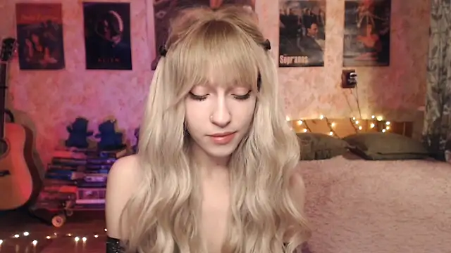 Friendly Ellie online show from 20, 1, 2025