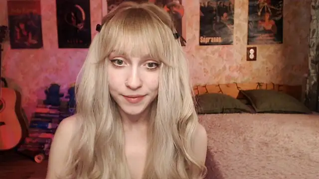 Friendly Ellie online show from 12, 3, 2025