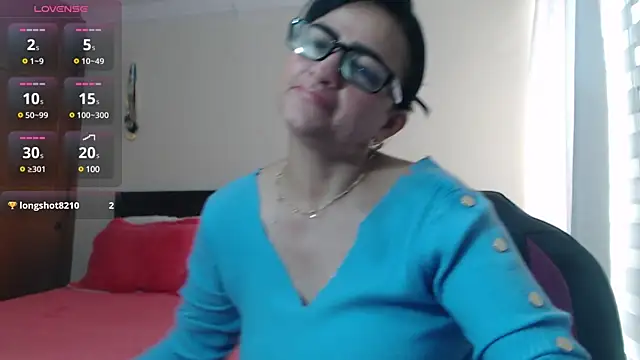 Snapshot of ISABEEL_SOFIA01 chatting on 16, 1, 2025 ISABEEL SOFIA01 online show from 16, 1, 2025