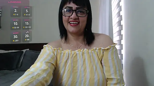 Snapshot of ISABEEL_SOFIA01 chatting on 21, 1, 2025 ISABEEL SOFIA01 online show from 21, 1, 2025