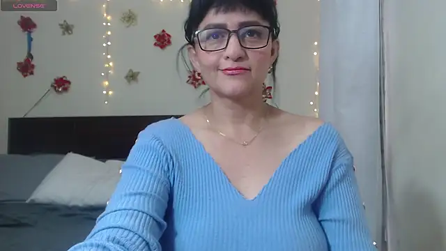 Snapshot of ISABEEL_SOFIA01 chatting on 7, 3, 2025 ISABEEL SOFIA01 online show from 7, 3, 2025