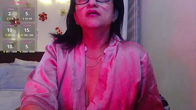 Snapshot of ISABEEL_SOFIA01 chatting on 27, 9, 2025 ISABEEL SOFIA01 online show from 27, 9, 2025